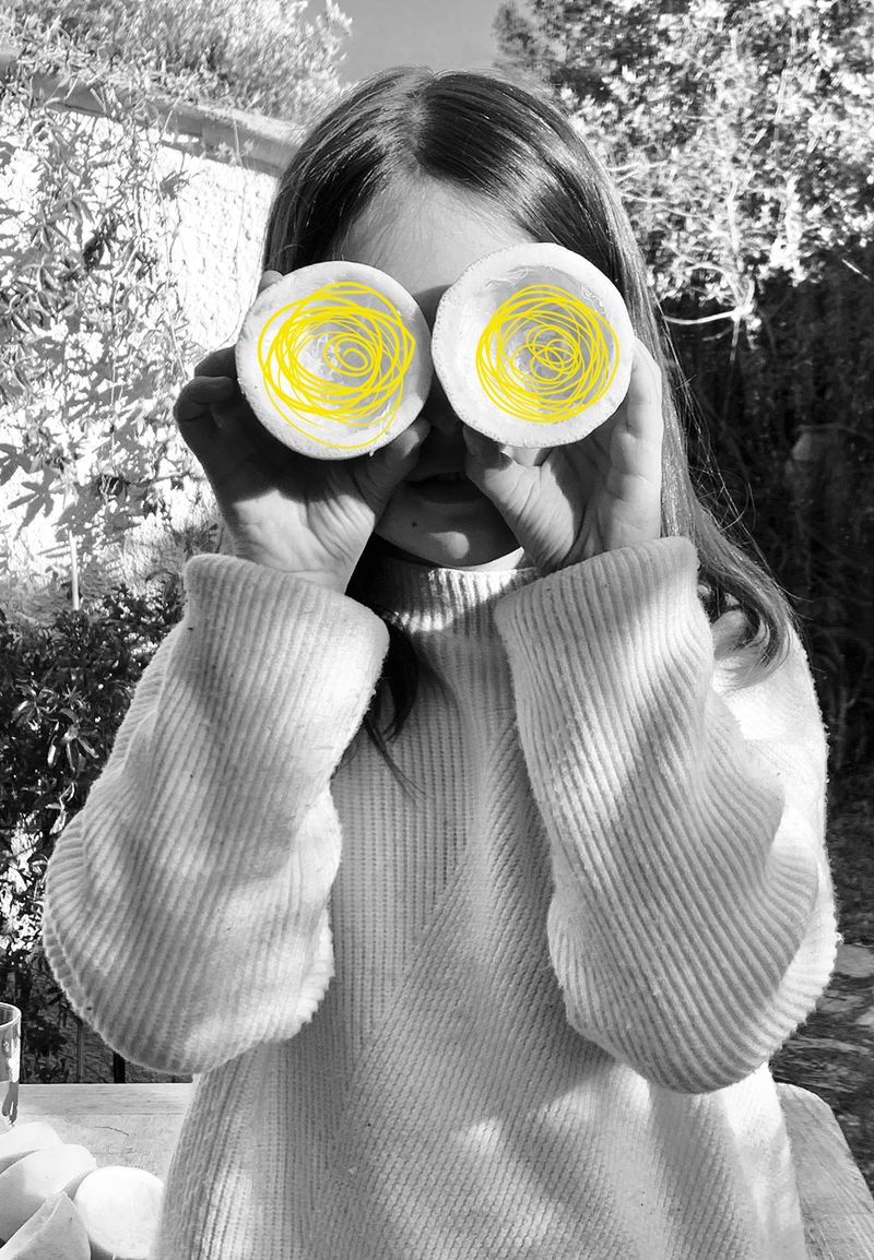 © caterina suzzi - “Con occhi diversi, vedrei il mondo in modo diverso?”"With different eyes, would I see the world differently?"