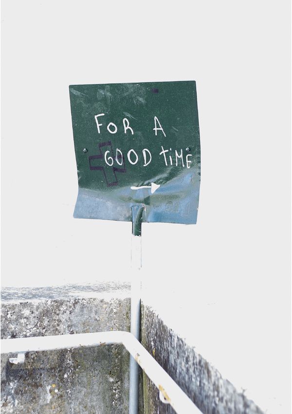 © paula roush - Handwritten street signage in Lumiar, near nini’s Lisbon apartment March 31 2018