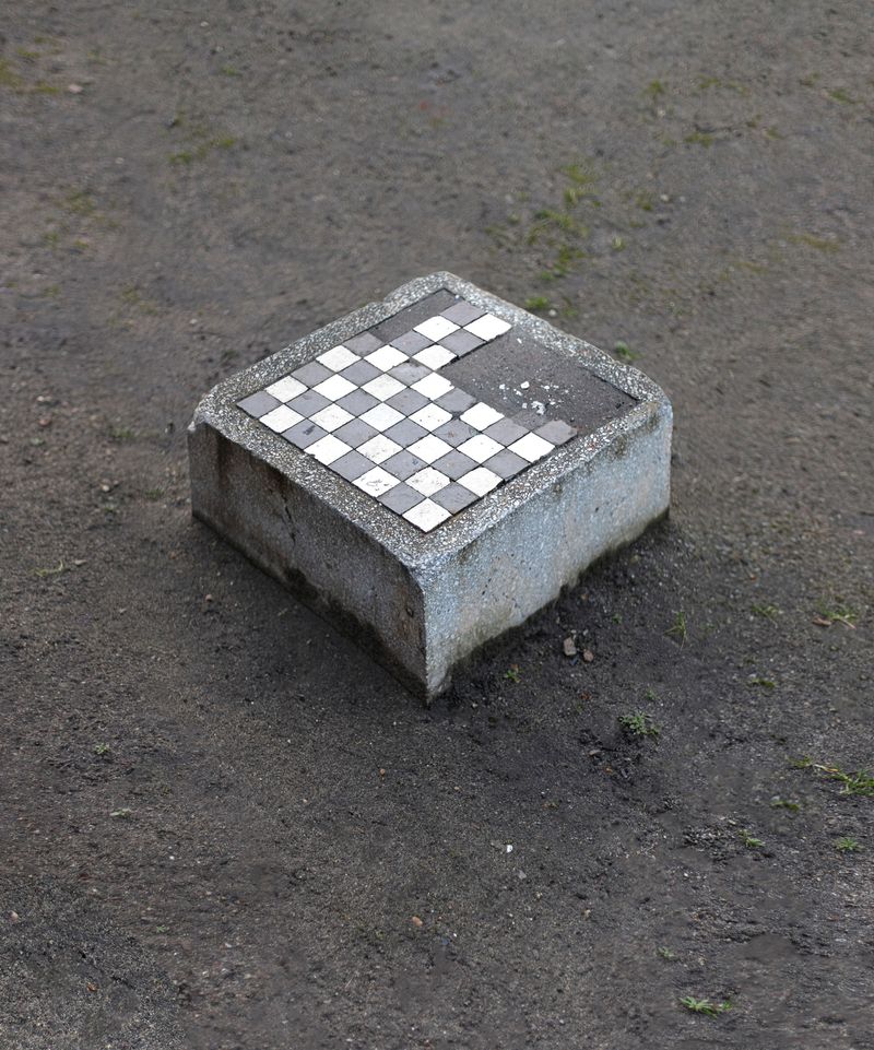 © Artur Pławski - Image from the "UNITS" photography project