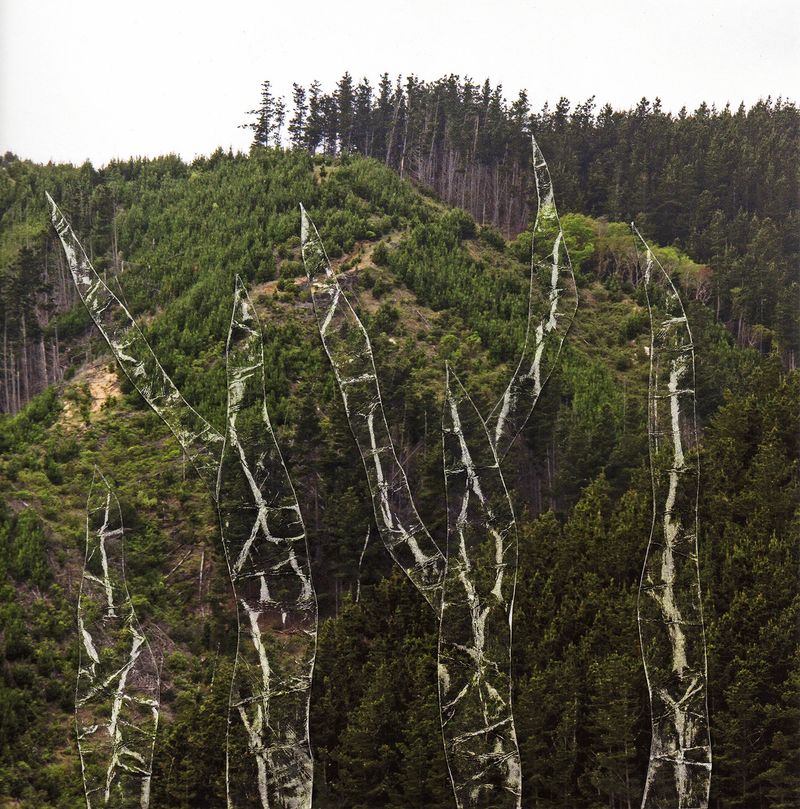 © Emilio Fuentes Traverso - Image from the Neotectónica photography project