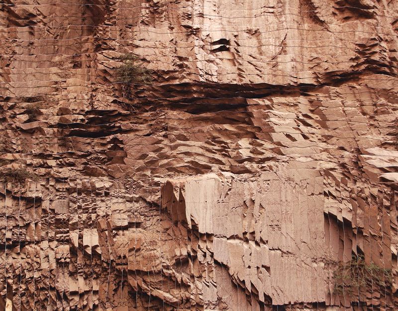 © Emilio Fuentes Traverso - Image from the Neotectónica photography project