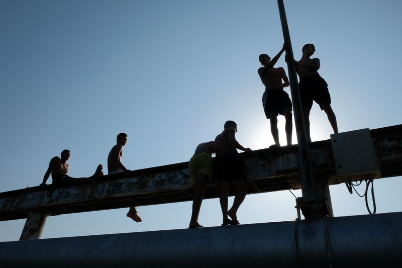 © sassy horesh - Image from the Reflections of a silhouette photography project