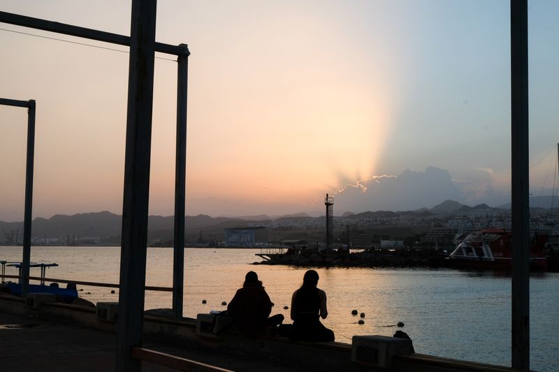 © sassy horesh - Image from the Reflections of a silhouette photography project