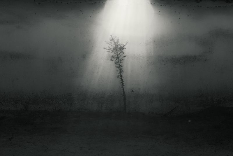 © Derek Ronald - Image from the The Oscillation photography project