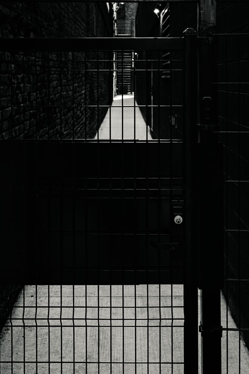 © Derek Ronald - Image from the The Oscillation photography project