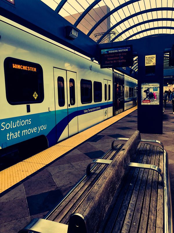 © elishao - Movement