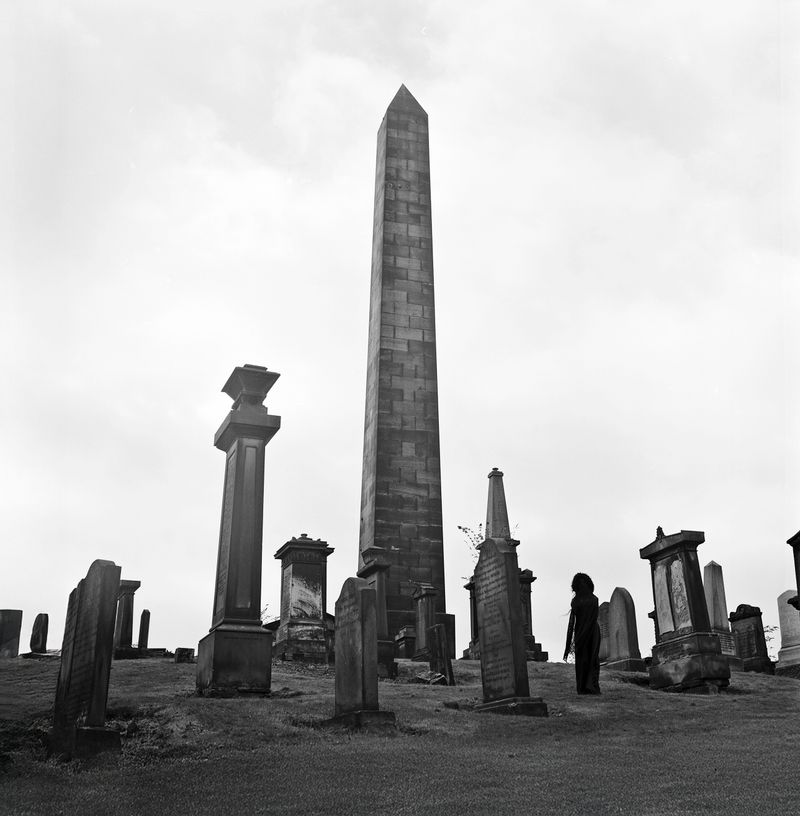 © Amanda Casey Ray - Image from the Belle Mélancolie photography project