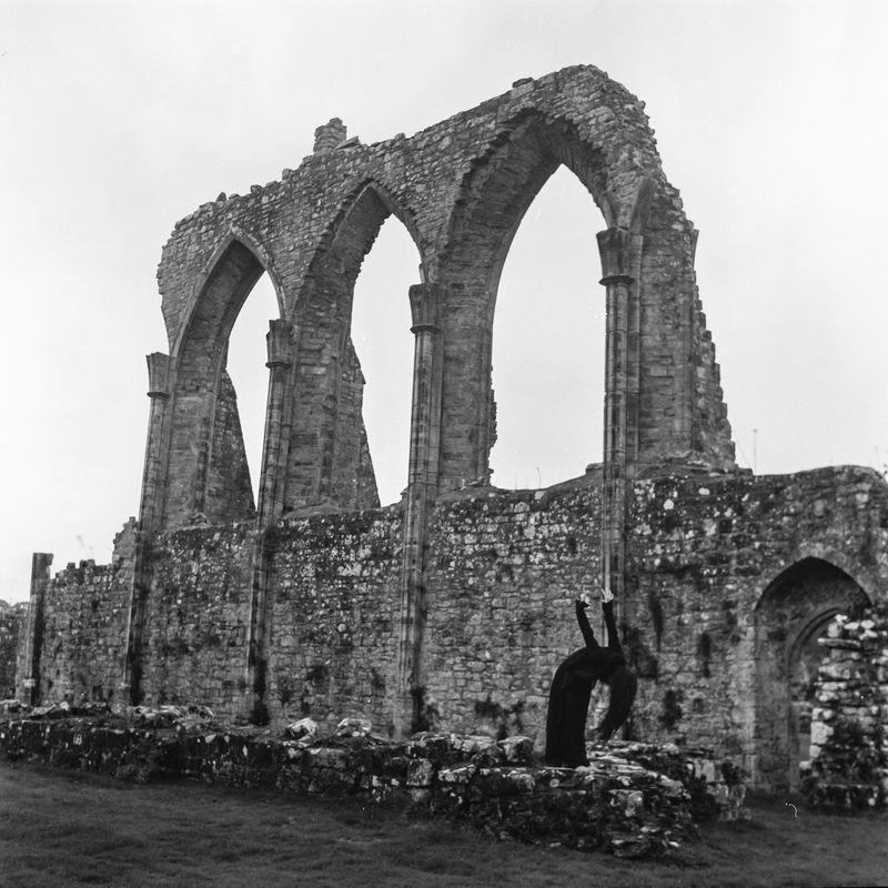 © Amanda Casey Ray - Image from the Belle Mélancolie photography project