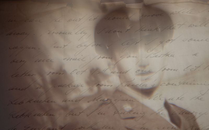 © Emily Steinberger - Image from the L'dor V'dor: From Generation to Generation photography project