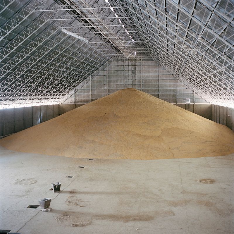 © Jordi Ruiz Cirera - A silo full of corn at Puerto Gical, one of the main ports on the river Paraguay near Asunción.