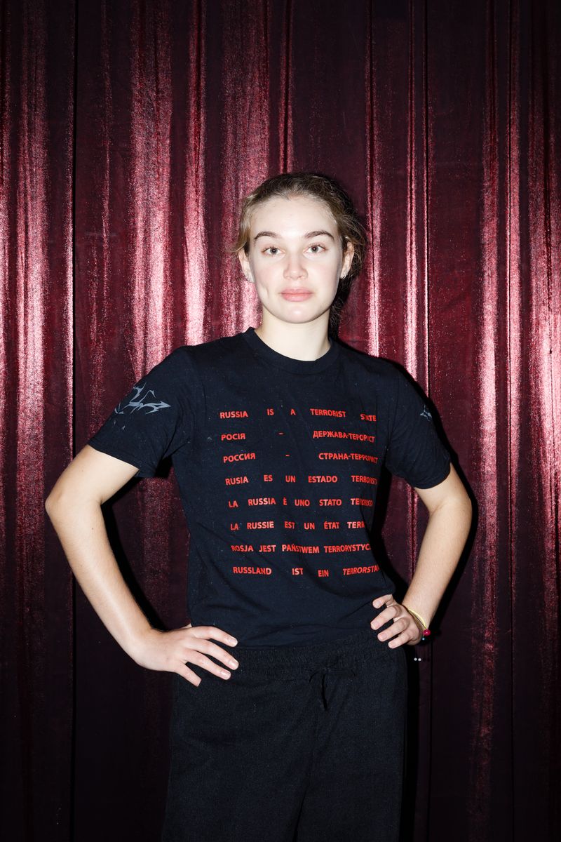 © Mykhaylo Palinchak - Image from the Generation of War photography project