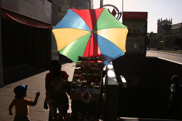 © Danny Alveal Aravena - Image from the Retrospect of my streets photography project