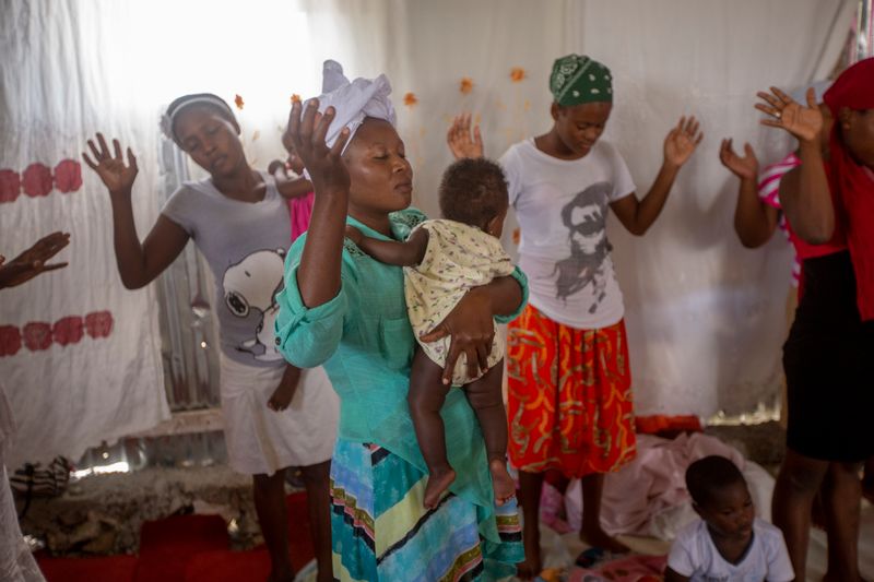 © Danny Alveal Aravena - Image from the Outcast children of the Dominican Republic photography project