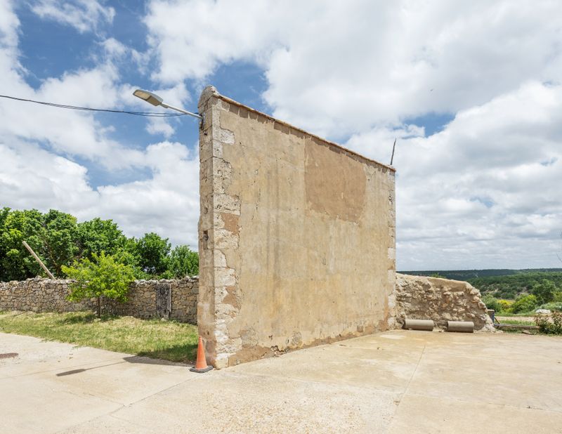 © Gunnar Knechtel - Image from the Fronton Walls in Spanish Villages photography project