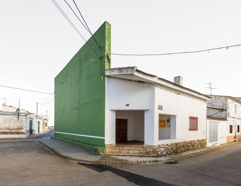 © Gunnar Knechtel - Image from the Fronton Walls in Spanish Villages photography project