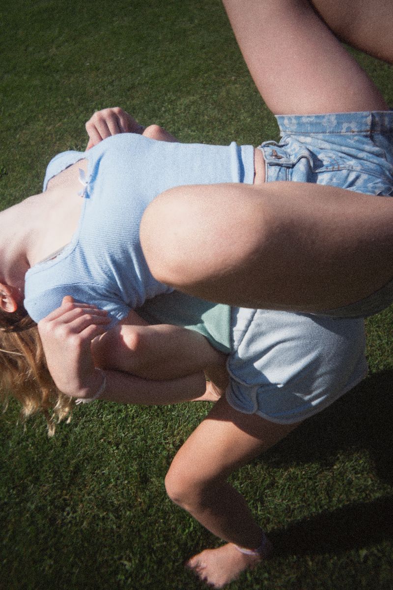 © Bobbi Barbarich - Image from the At Arm's Length photography project