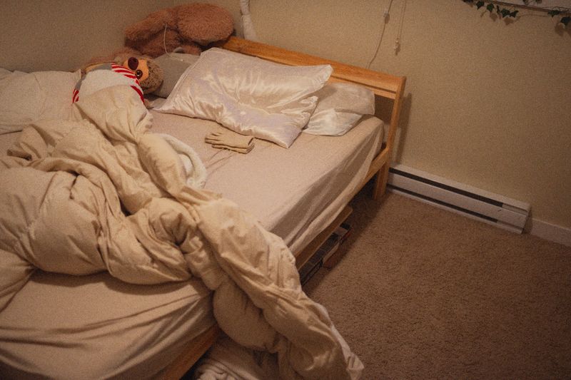 © Bobbi Barbarich - Image from the At Arm's Length photography project