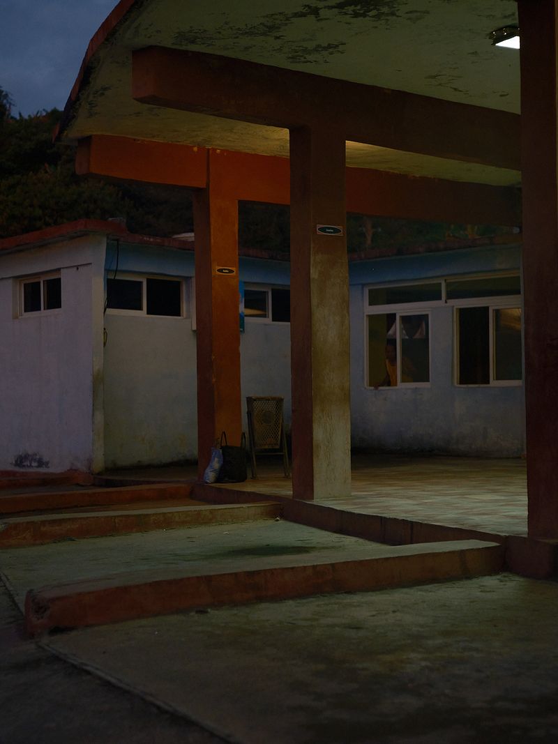 © Veronika Breuer - Image from the A Duna Vallomása - By the Danube photography project