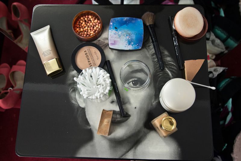 © Stefano Schirato - Marylin Room. Interior of a room of the studios with the stuff of the model.
