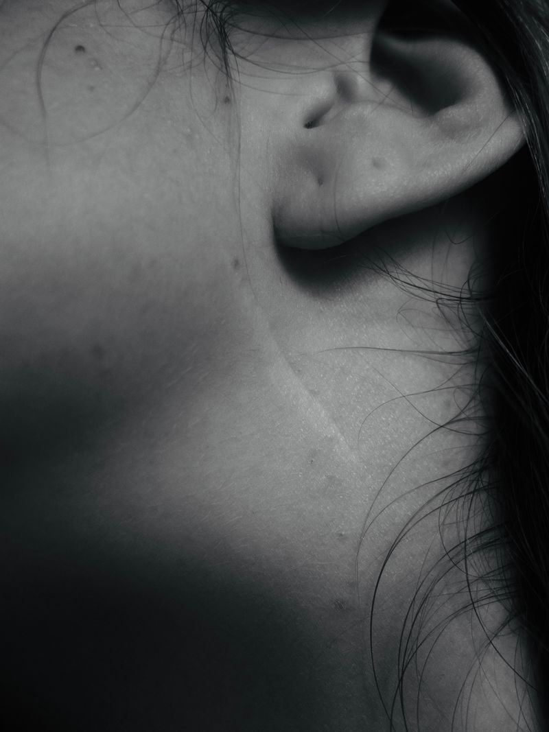 © Yevheniia Semenova - series 3/15 "sisterhood"