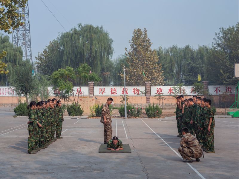 © Lorenzo Maccotta - Image from the Don't be evil photography project