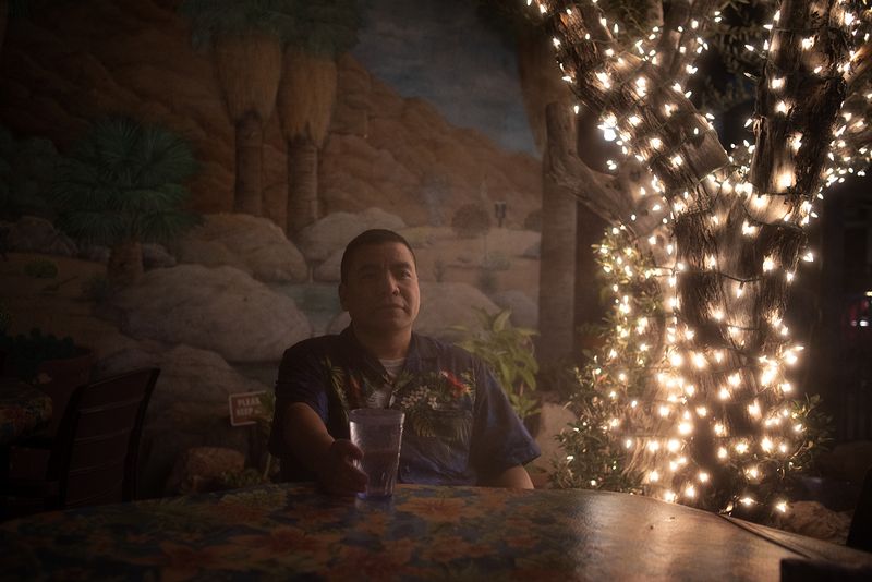 © Daria Addabbo - A man of Mexican origin in the restaurant where he works. Palm Springs, California. August 2019