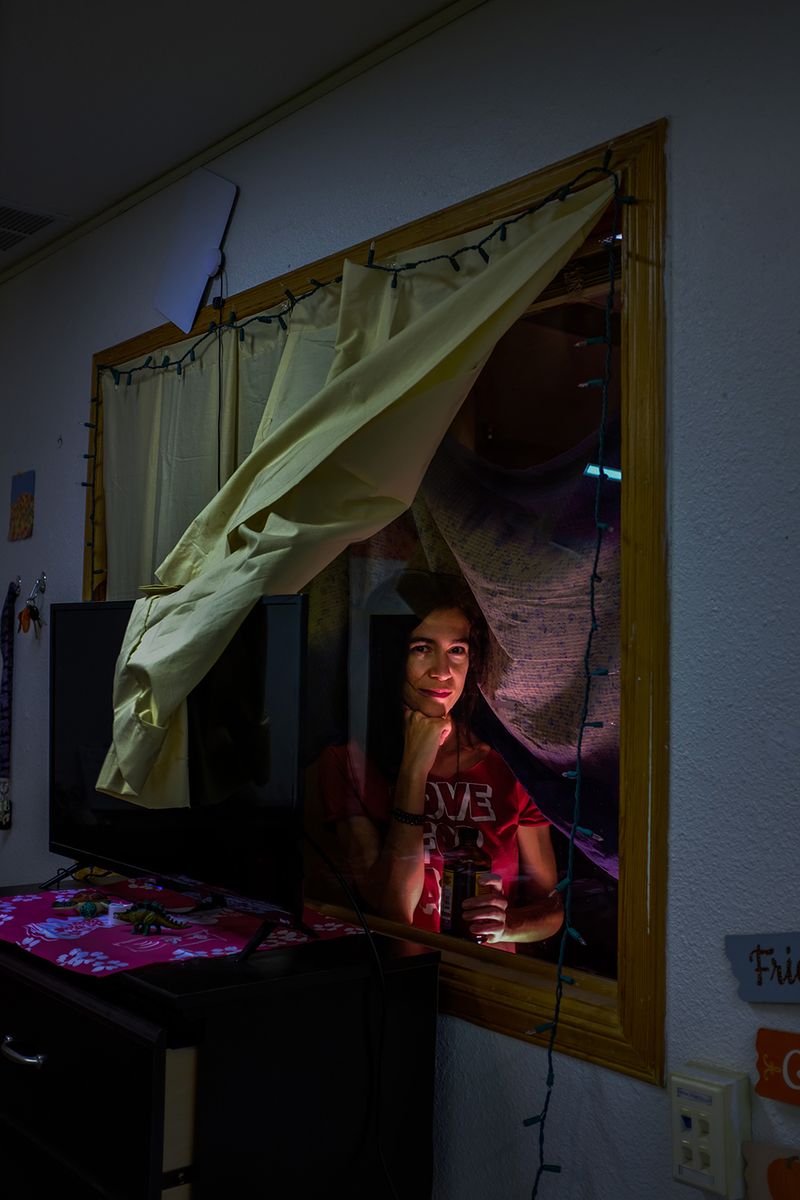 © Emma Brown - Grace in quarantine. El Paso, Texas, 2021.