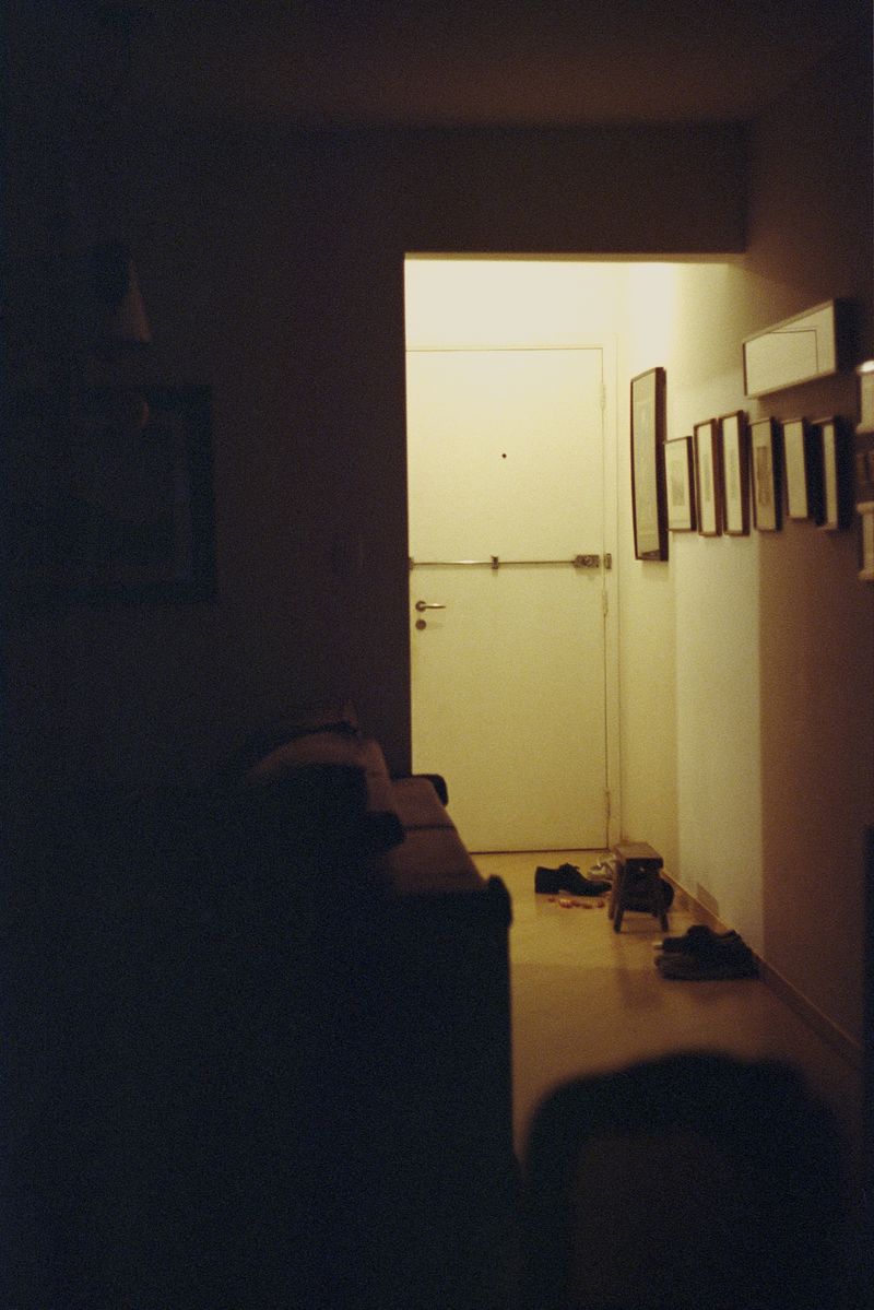 © Veronica Laminarca - Image from the Ordinary Gestures photography project