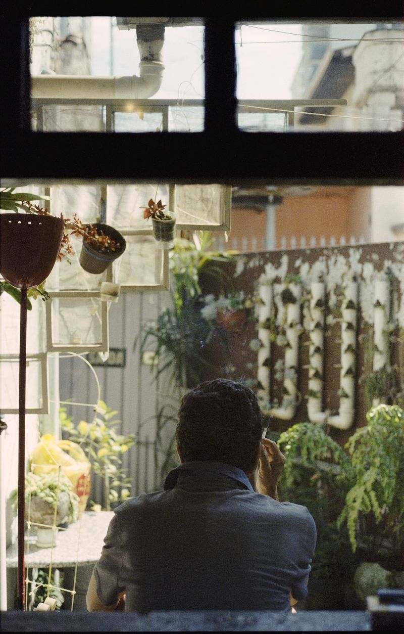 © Veronica Laminarca - Image from the Ordinary Gestures photography project
