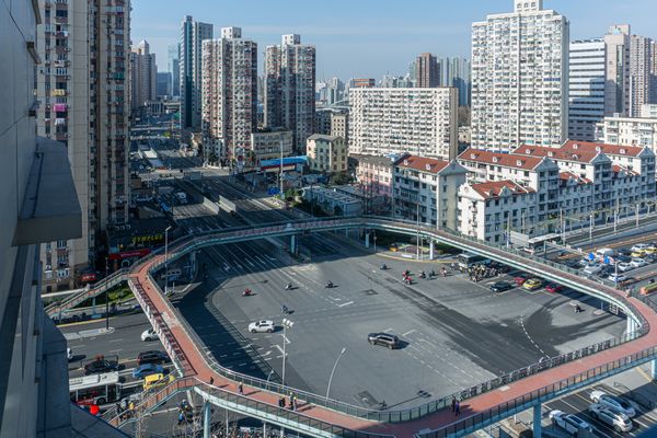 © aguzz - Image from the Digital Mirage photography project