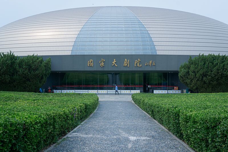 © aguzz - Image from the Still City photography project