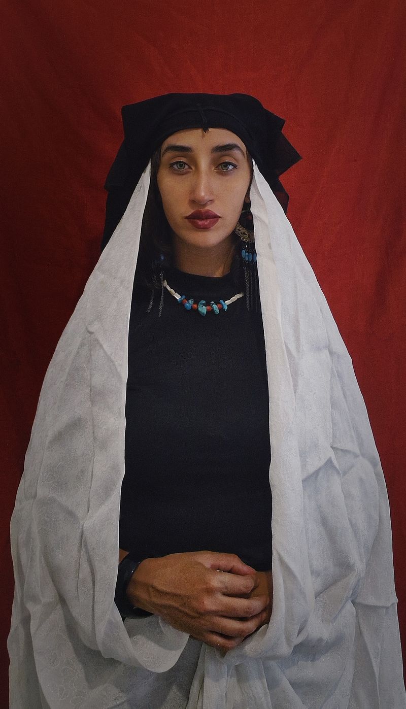 © Aida - Graceful and beautiful, she shone like a goddess, yet suffered at the hands of people."