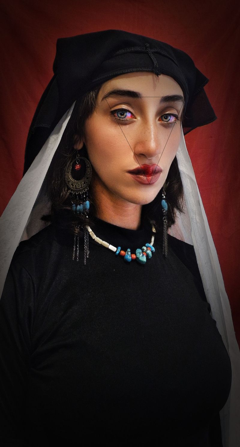 © Aida - "She was strikingly beautiful, and for her beauty, her face was burned