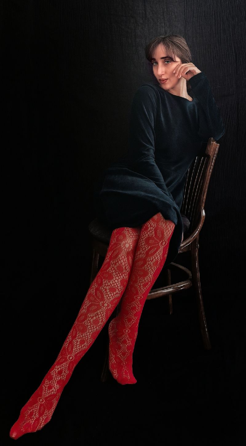 © Aida - :"She was a companion to men; many loved her and spoke with her. But one night, she was kidnapped."