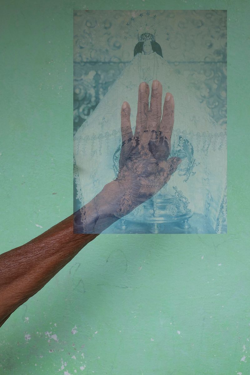 © Tania Barrientos - Image from the The wound and the mend photography project