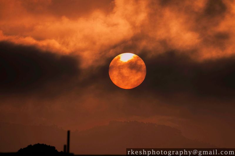 © Rakesh Shrestha - Image from the sOCIoPIc (sociopic) photography project