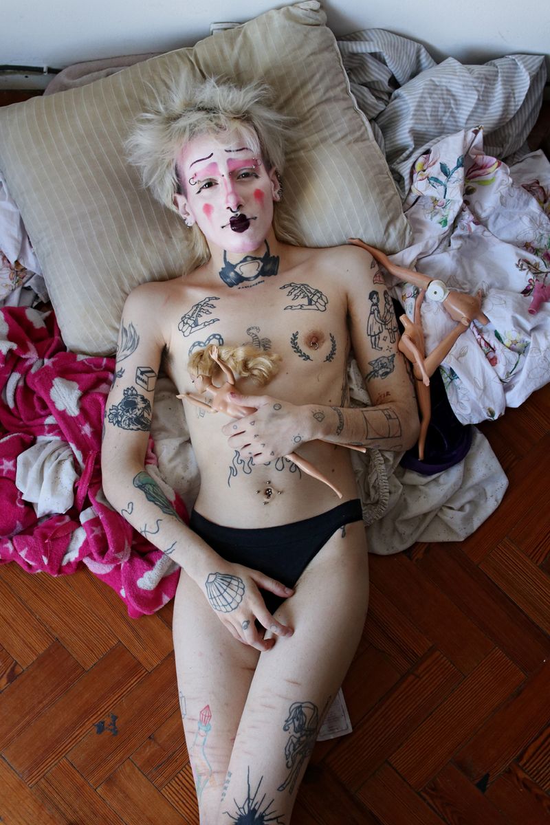 © Kenny Lemes - Image from the Tiene un diamante en la punta el puñal que nos hiere photography project