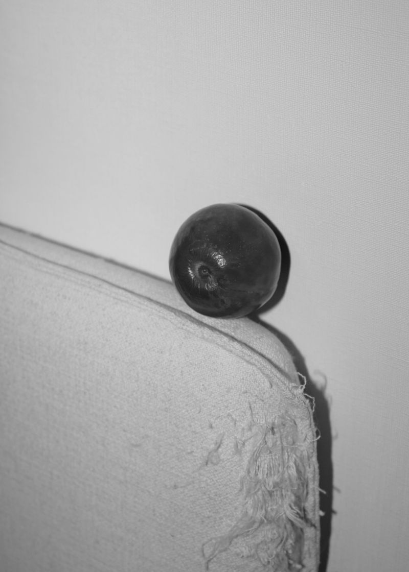 © Firo - Image from the Cotton Thread Bound Around the Waist photography project