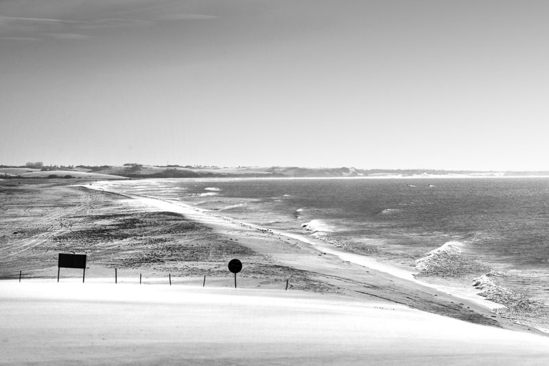 © Sergio Fadul - 10.	Regulated Ascent — Ceará, 2026(Signs limiting dune access — Jericoacoara)