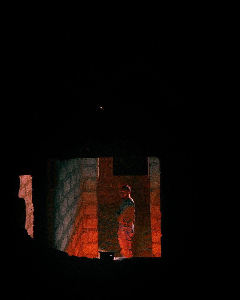 © KWAME T. - Image from the FALLING DREAMS photography project