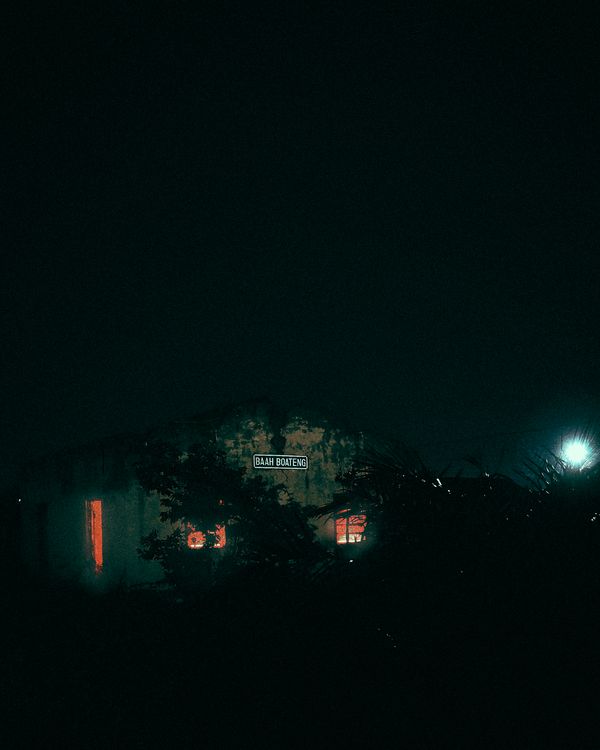 © KWAME T. - Image from the BAAH BOATENG photography project