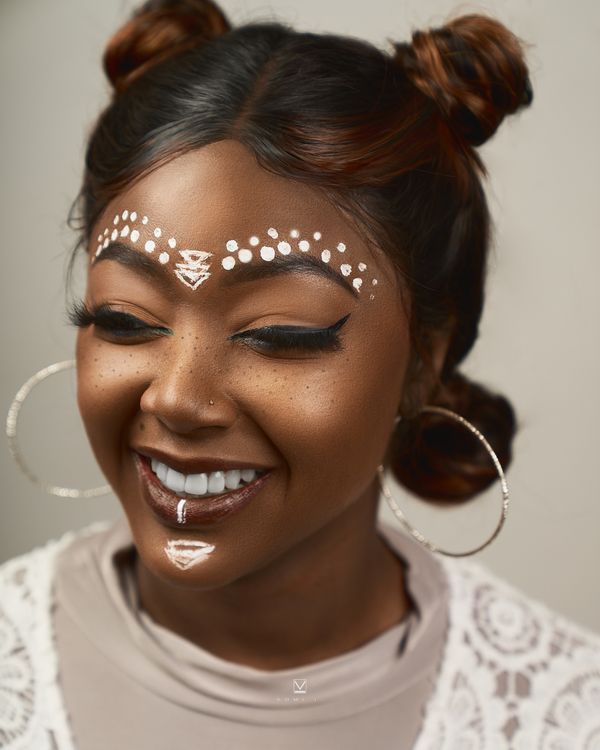 © KWAME T. - Image from the MAKE ME UP ! photography project