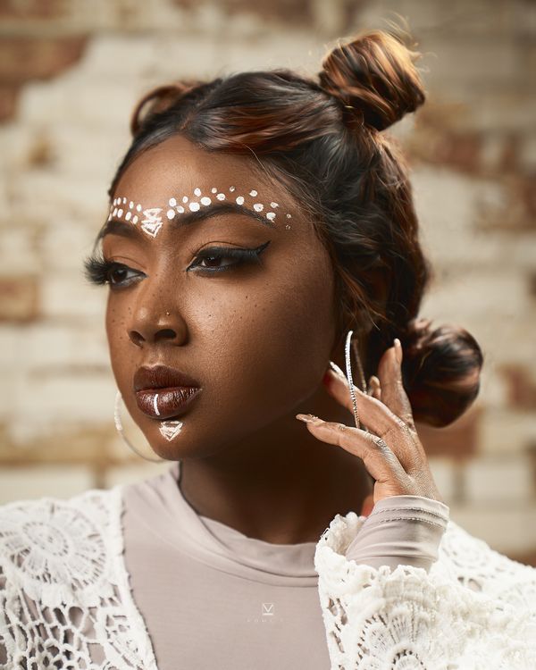 © KWAME T. - Image from the MAKE ME UP ! photography project