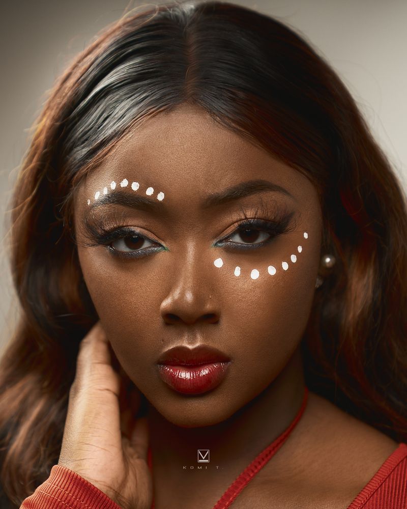 © KWAME T. - Image from the MAKE ME UP ! photography project