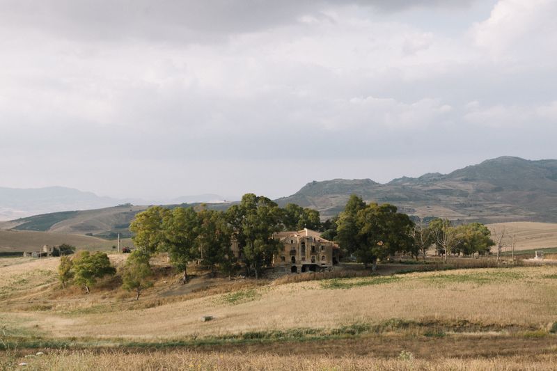 © Fabio Agatino - Image from the Yet Another Day photography project