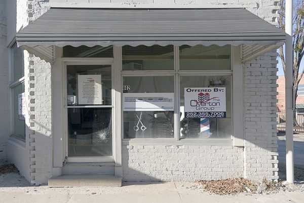 © Epiphany Knedler - Image from the Revitalize: Dickinson Avenue photography project