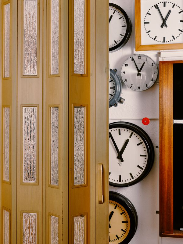 © Caroline Heinecke - © CarolineHeinecke, Masters of Things – Operating clocks