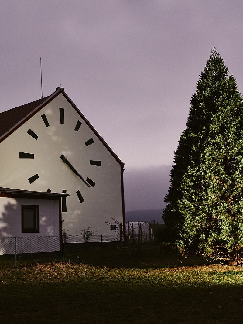 © Caroline Heinecke - Image from the Herr der Dinge (german) Lord of Things (english) photography project