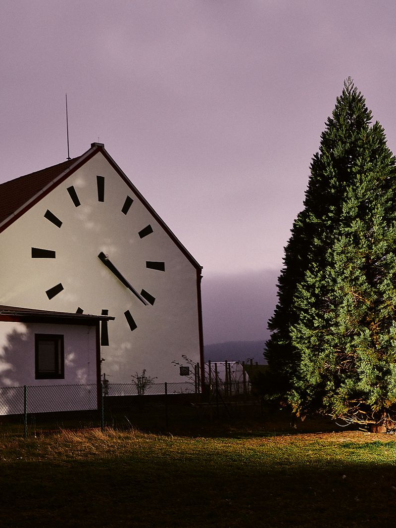 © Caroline Heinecke - Image from the Herr der Dinge (german) Lord of Things (english) photography project