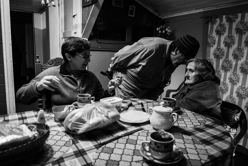 © Felipe Malhue - Image from the Viviana Vergara photography project